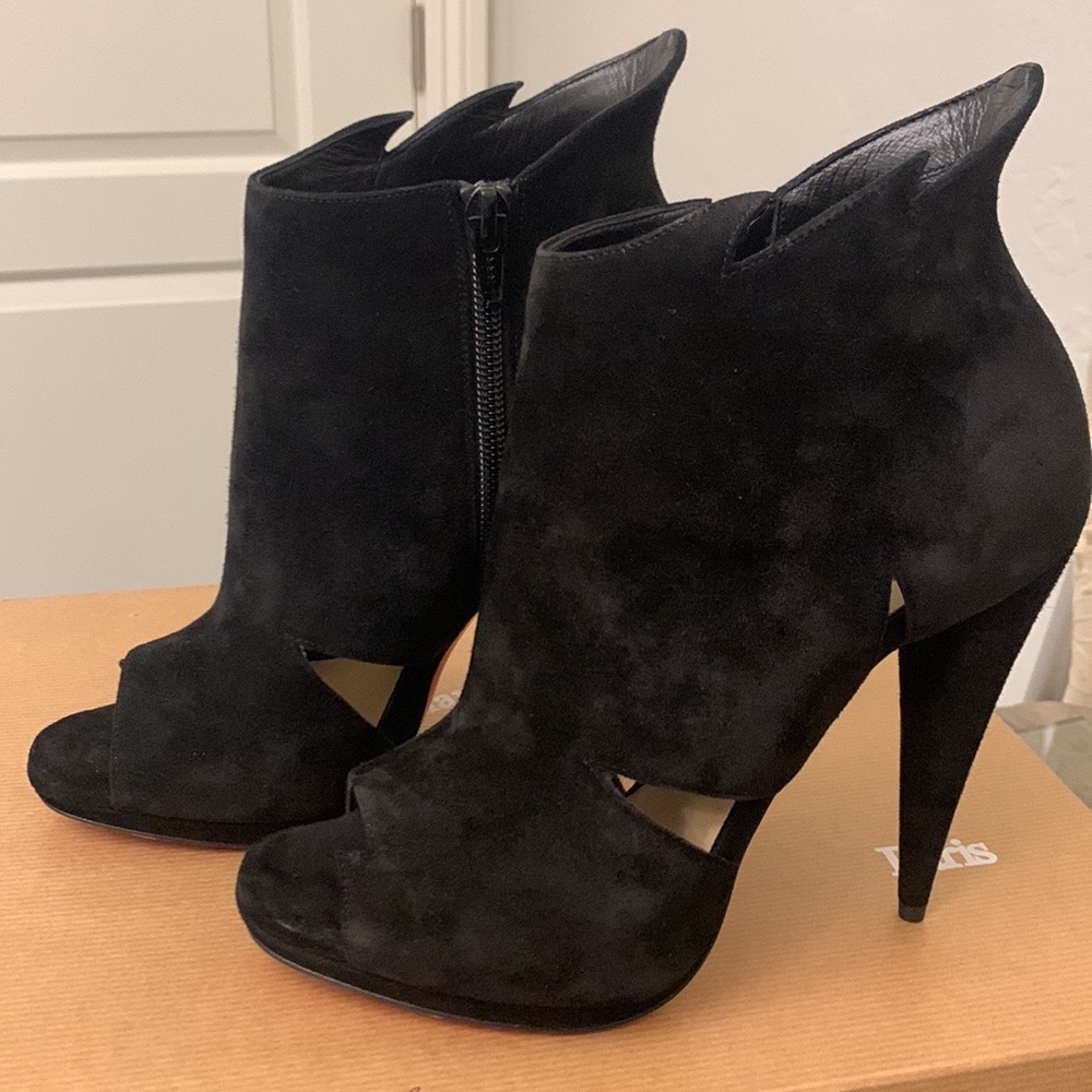 Authentic Christian Louboutin Belfeconica Flame Ankle Booties
